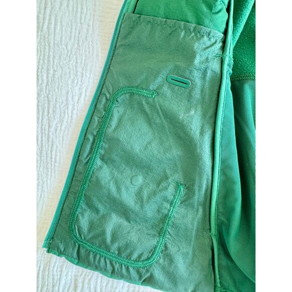 Lululemon Quilted Vest Women’s 8 Green Down For It All Everglade Athleisure - Picture 15 of 16